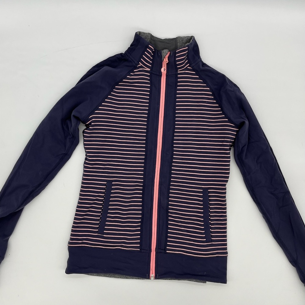 REVERSIBLE Super cute ivivva girls jacket! 💗💜